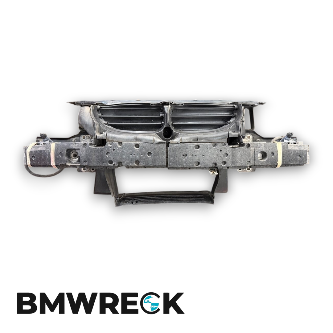 BMW E60 / E61 – Přední stěna / nosník čela